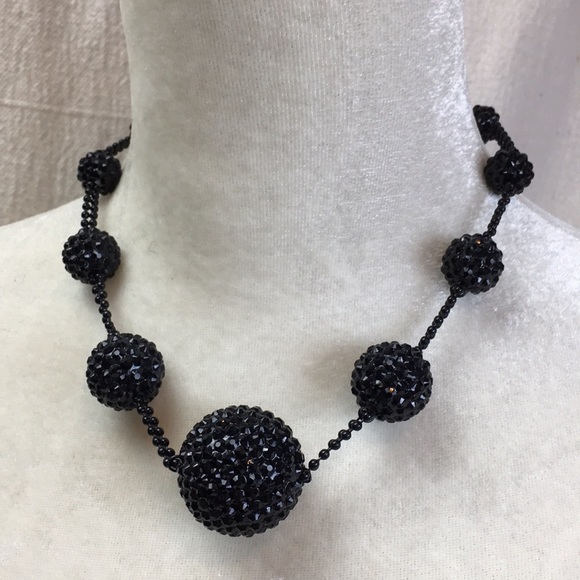 Jennifer Lopez Jewelry - Jennifer Lopez black rhinestone ball necklace